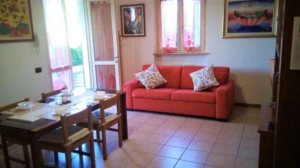 Апартаменты Casa Vacanze I Borghi Salionze Экстерьер фото